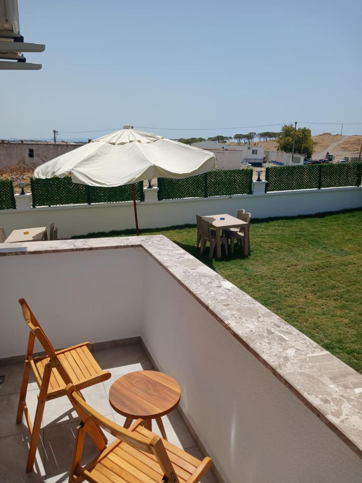 Moj Dom Kuecuekkoey Hotell Exteriör bild